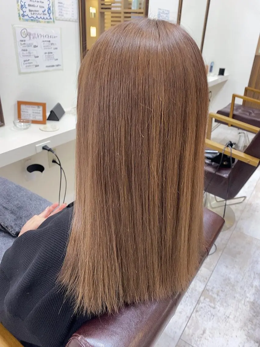 セミロング カラー ベージュカラー ブリーチ ミルクティーベージュ 【eimee】 店長✂️TAKUMAのヘアスタイル