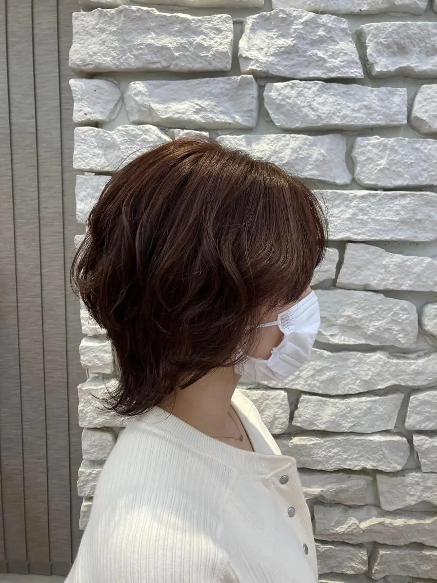 ショート カラー パーマ ヘアアレンジ デザインカラー✨ 日高桃佳のヘアスタイル