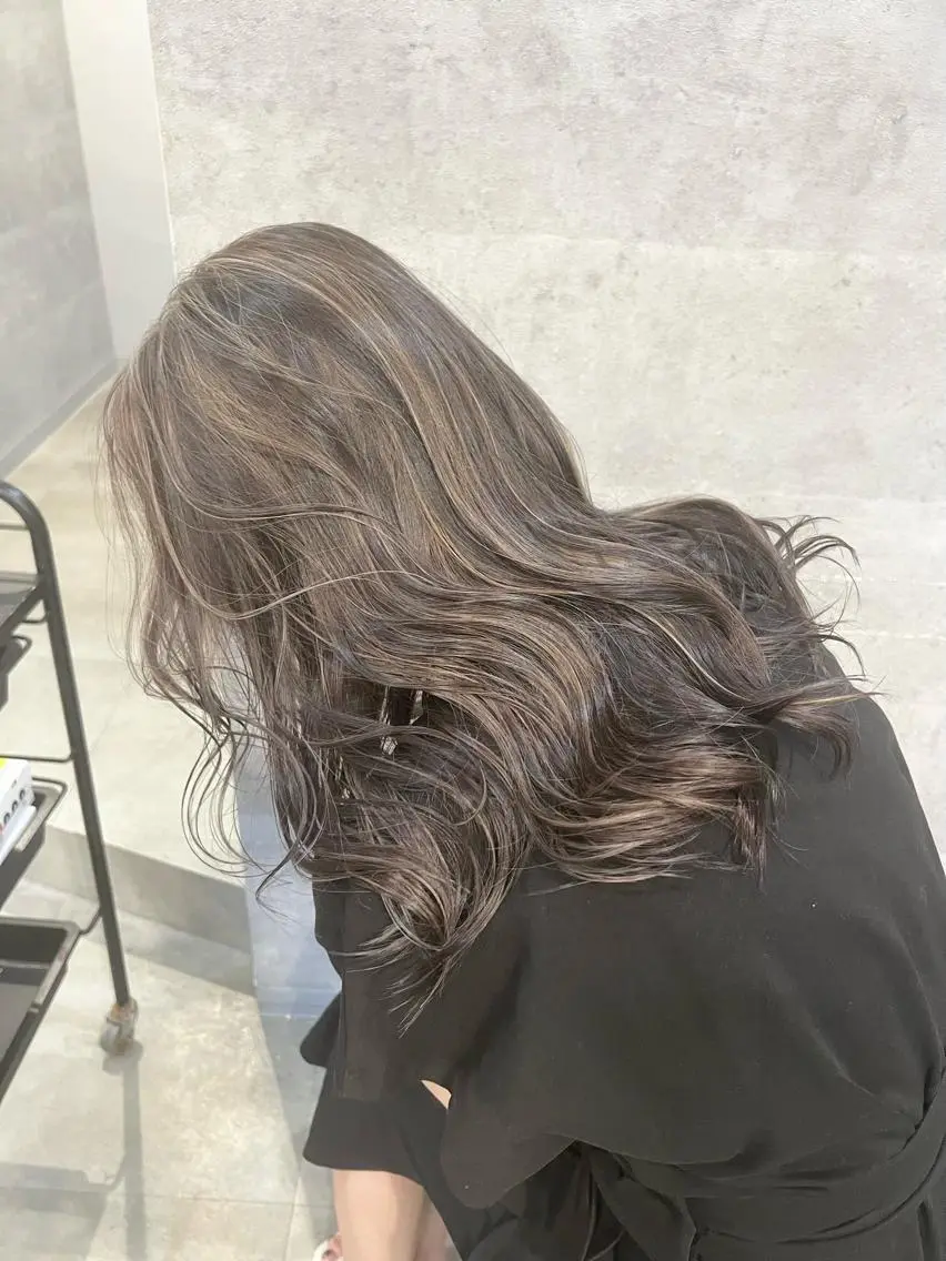 ロング カラー 寺嶋 貴大のヘアスタイル