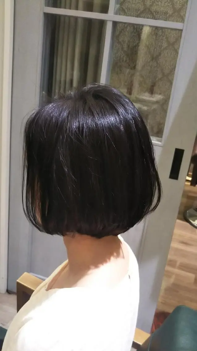 ミディアム ボブ ショート＆ボブ ヒロシのヘアスタイル