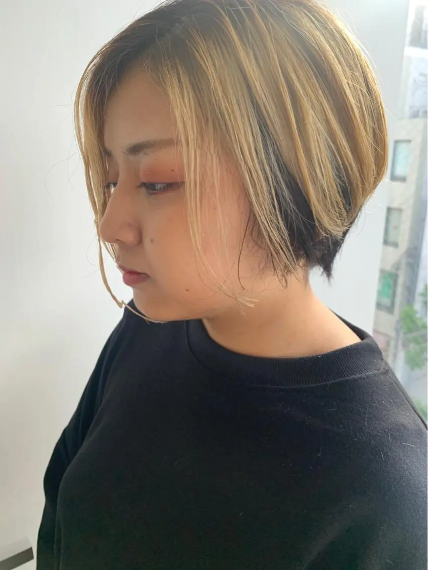 ショート 💜ショート💜 ウルフ、ボブ二色亜美のヘアスタイル