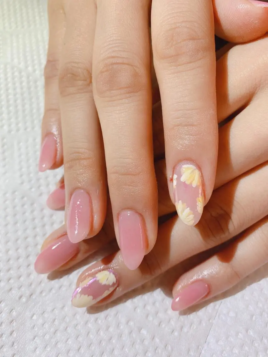 セミロング shandy nailのネイルデザイン
