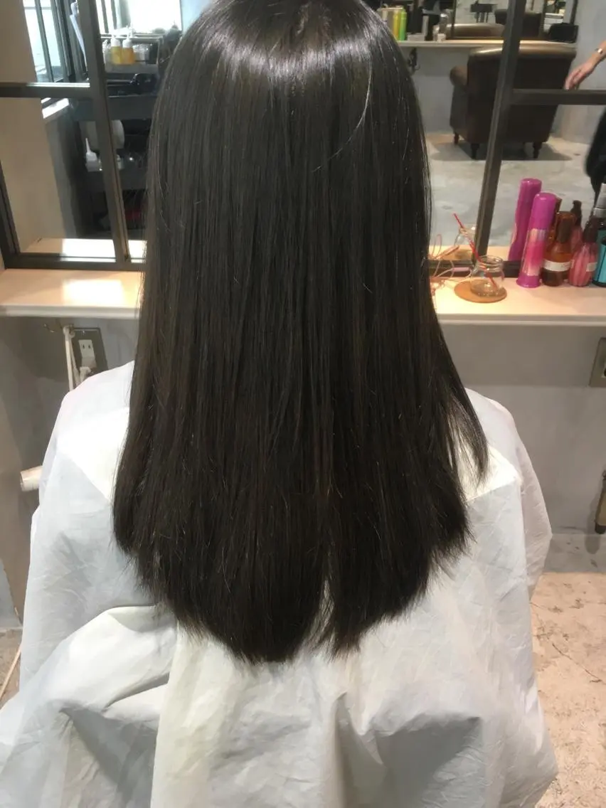 カラー イルミナカラー shinka omotesandoのヘアスタイル