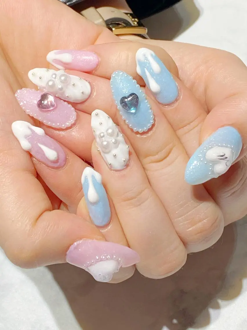 ネイル アートネイル ジェルネイル スカルプネイル YUN 💅のネイルデザイン
