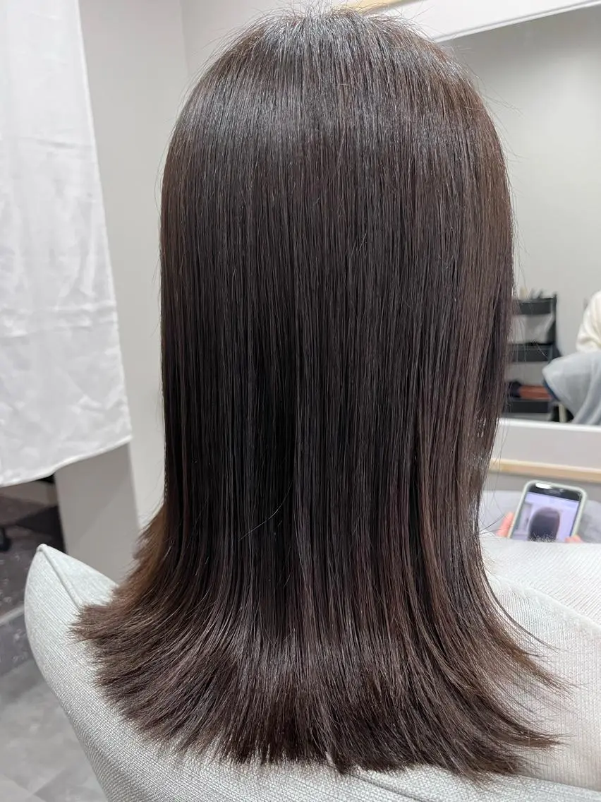 セミロング カラー liL hair サトウリョウタのヘアスタイル