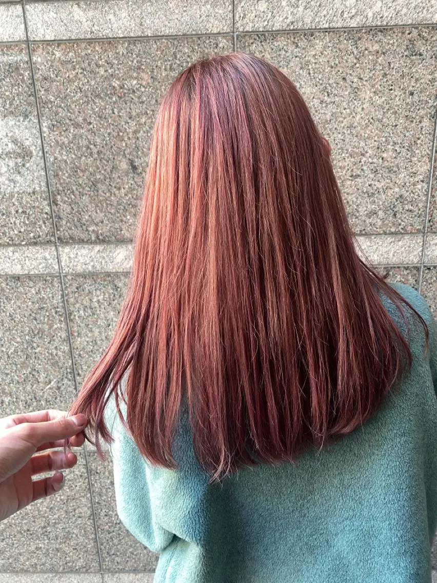 セミロング カラー カット ヘアカラー 美髪改善・レイヤー tadasuke⭐️のヘアスタイル