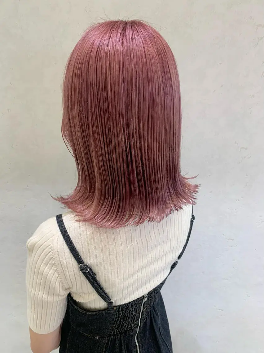 ミディアム カラー ヘアアレンジ ブリーチ ケアブリーチ ヘアカラー ayumi🌈 インナーカラー🌈のヘアスタイル