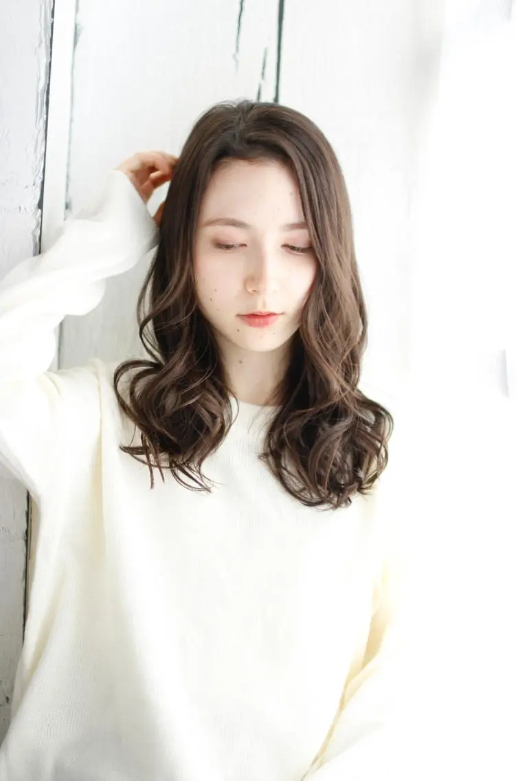 セミロング カラー カット ヘアカラー トリートメント バトヘアー渋谷 officialのヘアスタイル