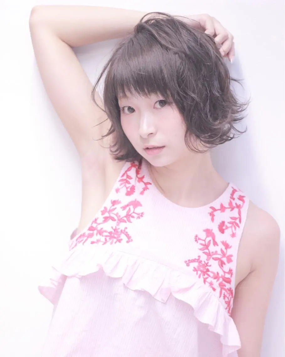 ミディアム カラー ボブ 及川 光のヘアスタイル