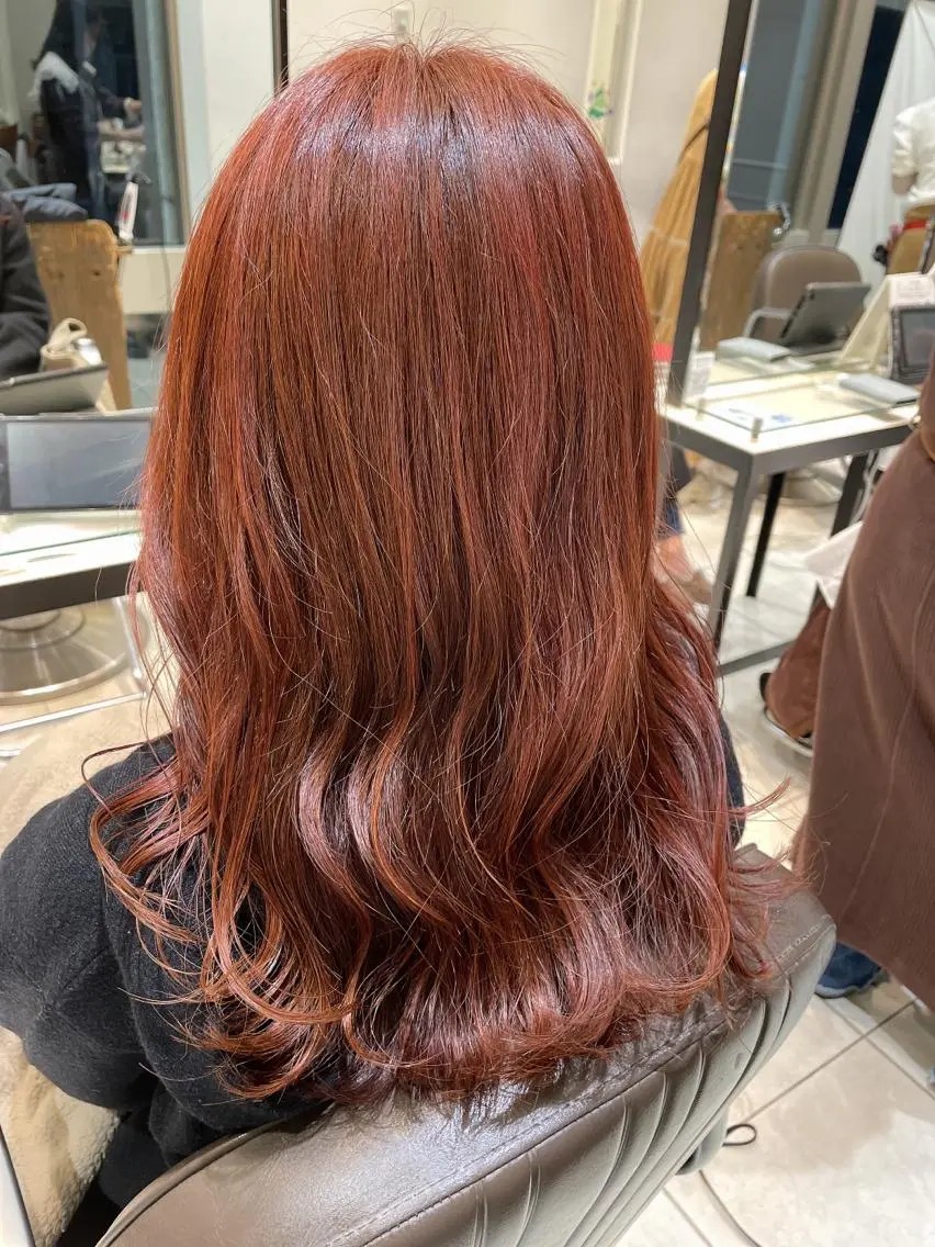 ミディアム カラー ブラウンカラー レッドカラー レッドブラウン ヘアカラー トリートメント 🦖鶴岡 香純🦖のヘアスタイル