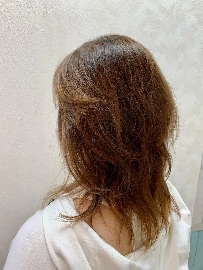 セミロング レイヤーカット 加藤 産休につき8月末までのヘアスタイル