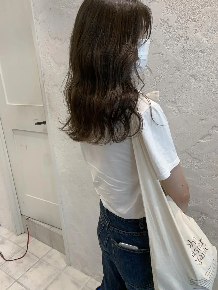 セミロング カラー グレージュ オリーブカラー オリーブグレージュ オリーブグレー 🌟アレンジが似合う カラー🌟Rumiのヘアスタイル