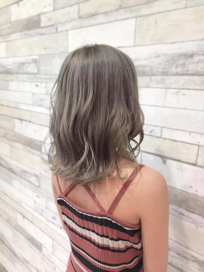 ミディアム カラー 小森 拓哉のヘアスタイル