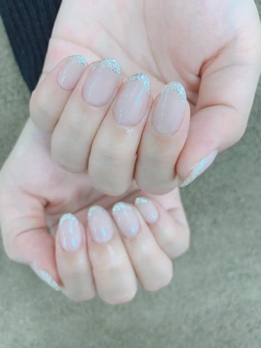 ネイル フレンチネイル ラメ(グリッター) シルバー Bianca KIKUTIHARAのネイルデザイン