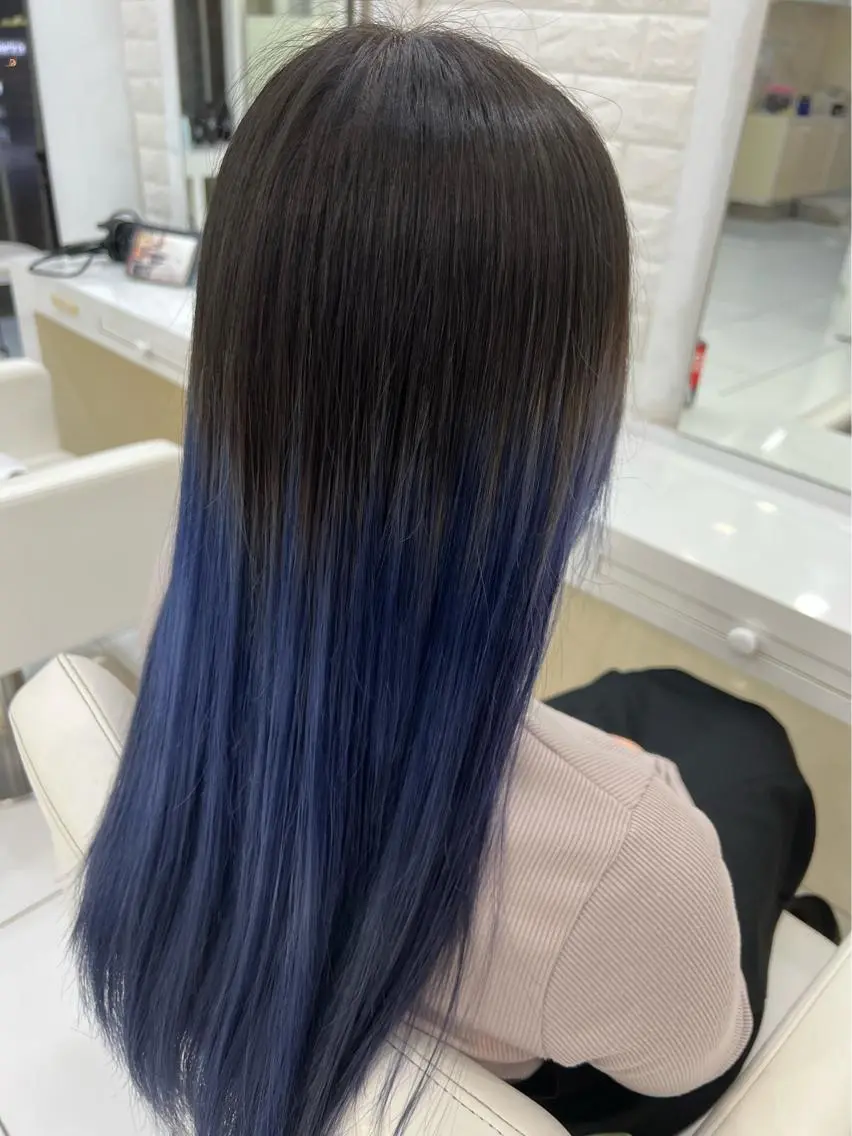 ロング カラー ブルーカラー ブルーラベンダー グラデーションカラー ラベンダーカラー シルバー 🫧髪質改善 縮毛矯正特化🫧中西のヘアスタイル