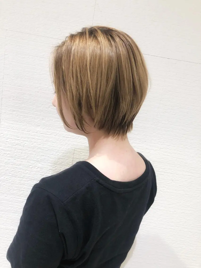 ショート 三鷹で1番ショート ボブをカットする新谷のヘアスタイル