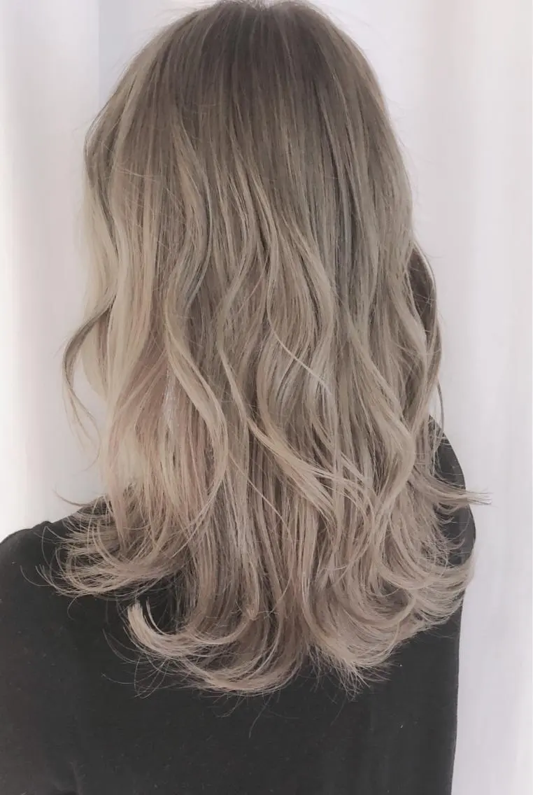 ミディアム カラー パーマ ヘアアレンジ メンズ ネイル マツエク・マツパ メンズバレイヤージュ メンズブリーチ メンズハイライト アッシュ バレイヤージュ バレイヤージュ 藤沢 髪質改善 竹内ケンゴのヘアスタイル