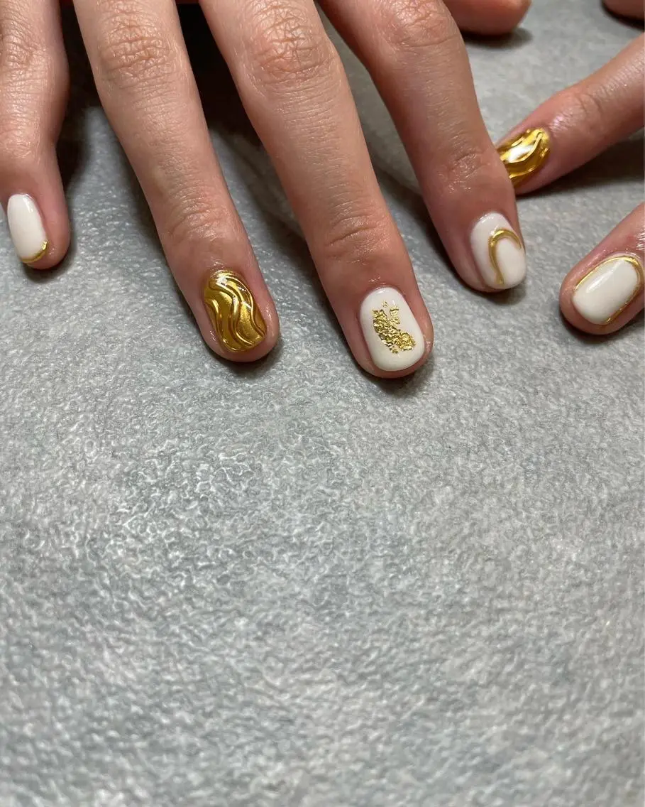 ネイル ハンドネイル フットネイル kiii.__ ✴︎*のネイルデザイン