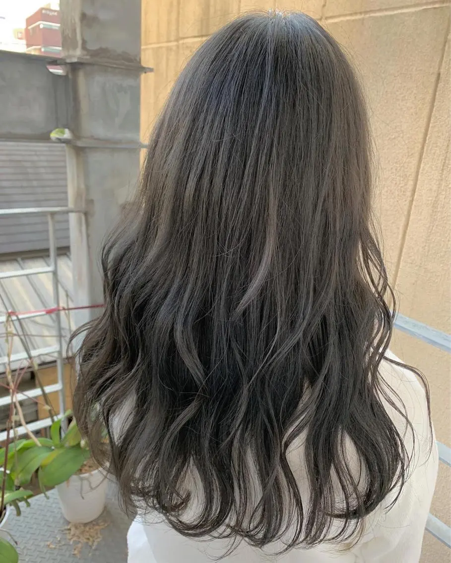 ロング カラー ヘアカラー トリートメント 髪質改善will hairdesignのヘアスタイル
