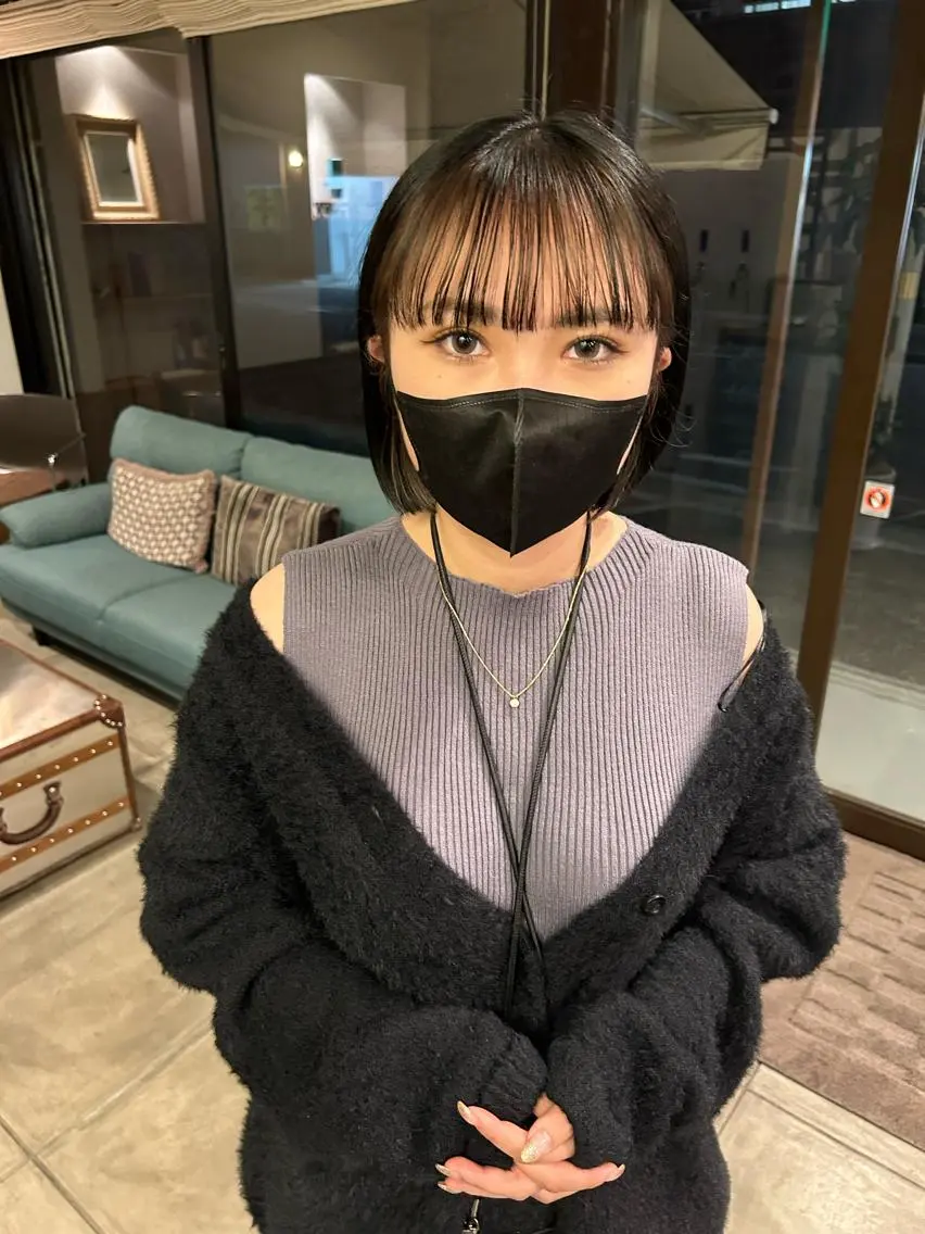 カラー AGREE Momokaのヘアスタイル