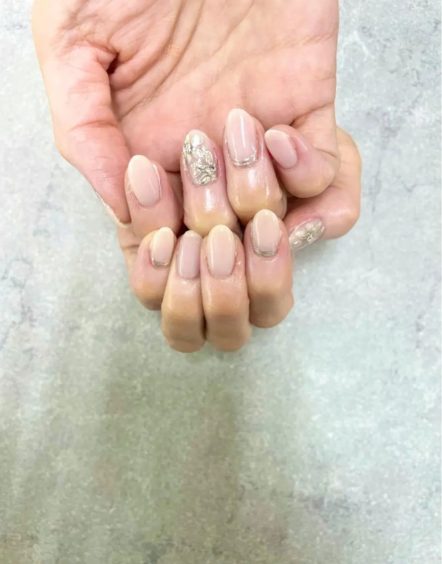 ネイル ホワイト ハンドネイル ハンドケア FASTNAIL PLUS 新宿店のネイルデザイン