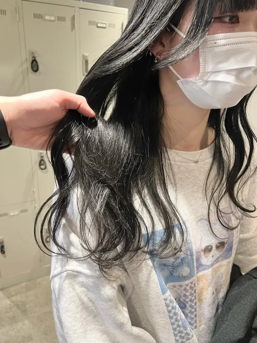 ロング カラー パーマ ヘアアレンジ メンズ キッズ ネイル マツエク・マツパ アイブロウ 上品＆韓国風 🥀海心🥀のヘアスタイル