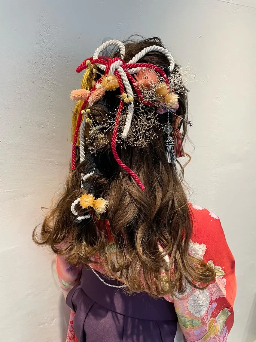 セミロング カラー パーマ ヘアアレンジ ハーフアップ 卒業式のヘアスタイル 高橋 隆一のヘアスタイル