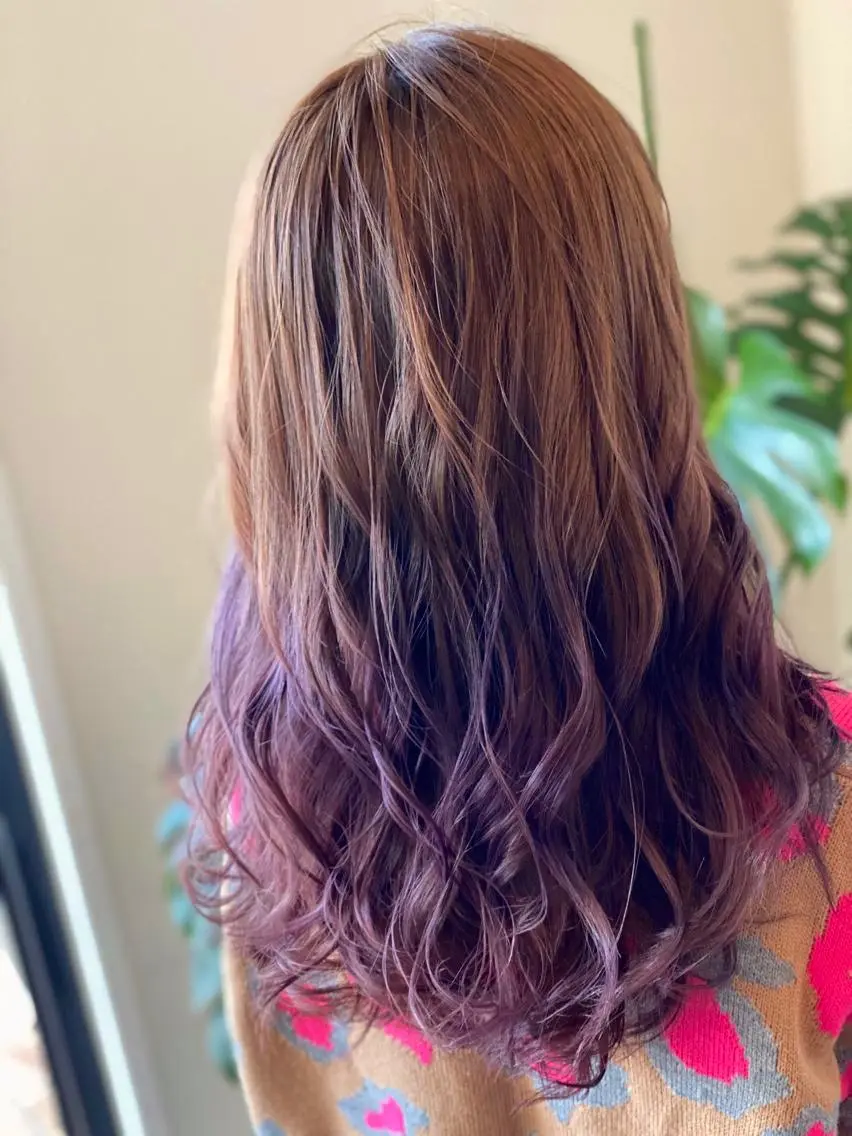 ロング カラー ブリーチ ボルドーカラー ピンクカラー 川合 勇気のヘアスタイル