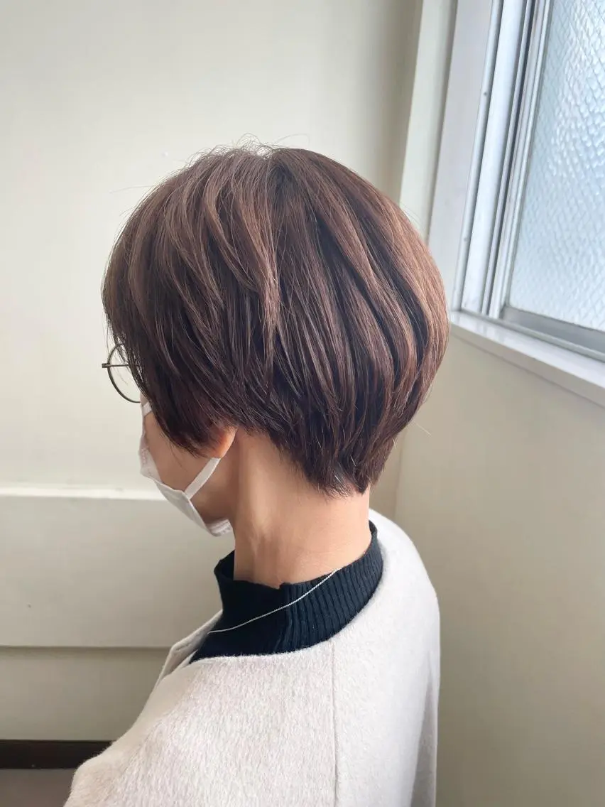 ショート カラー 西宮ハイトーンカラー ひらり💜のヘアスタイル