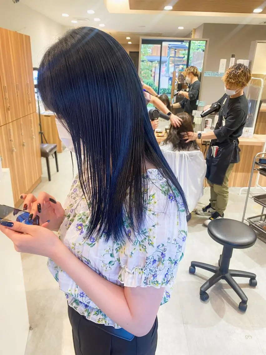 ロング カラー ヘアアレンジ ブルーカラー ネイビーカラー カット トリートメント 竹内啓太 ボブのヘアスタイル
