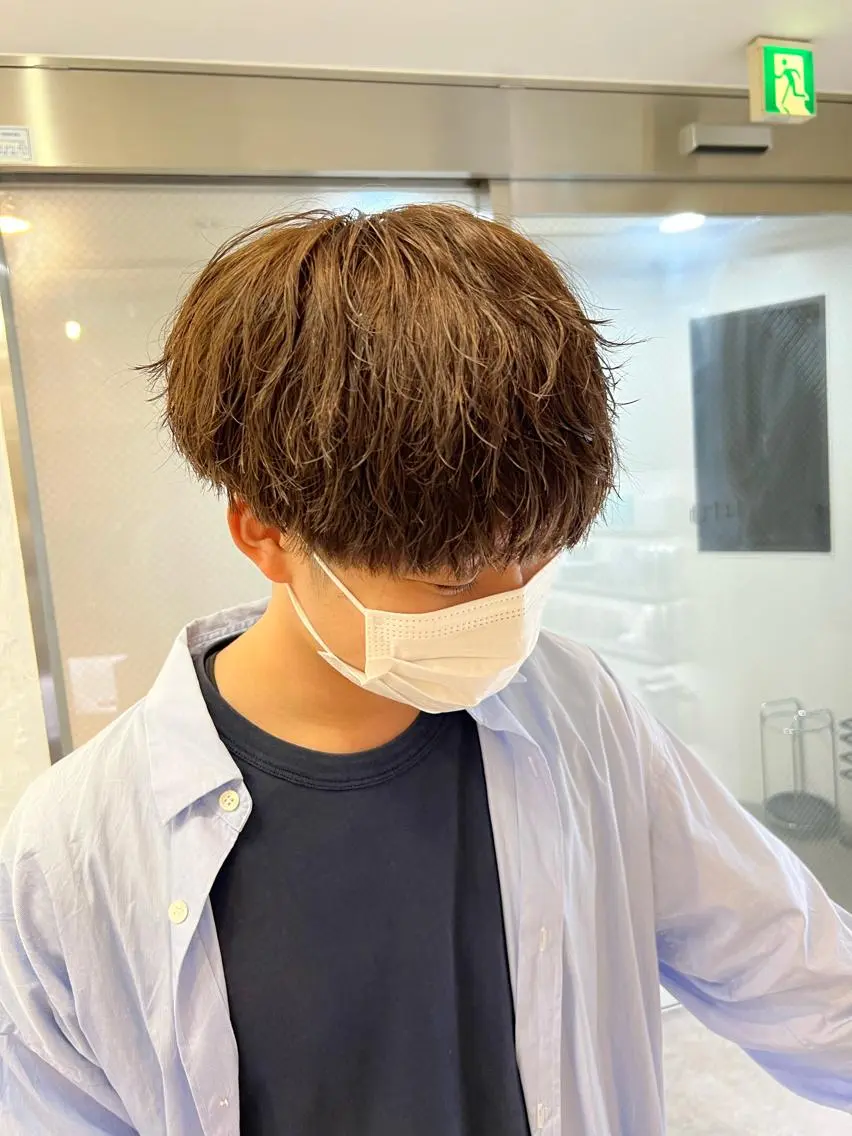 カラー パーマ ヘアアレンジ メンズ キッズ ネイル マツエク・マツパ アイブロウ 眉カラー ワンカラーネイル カット パーマ トリートメント ショートヘア原宿 fifth コシのヘアスタイル