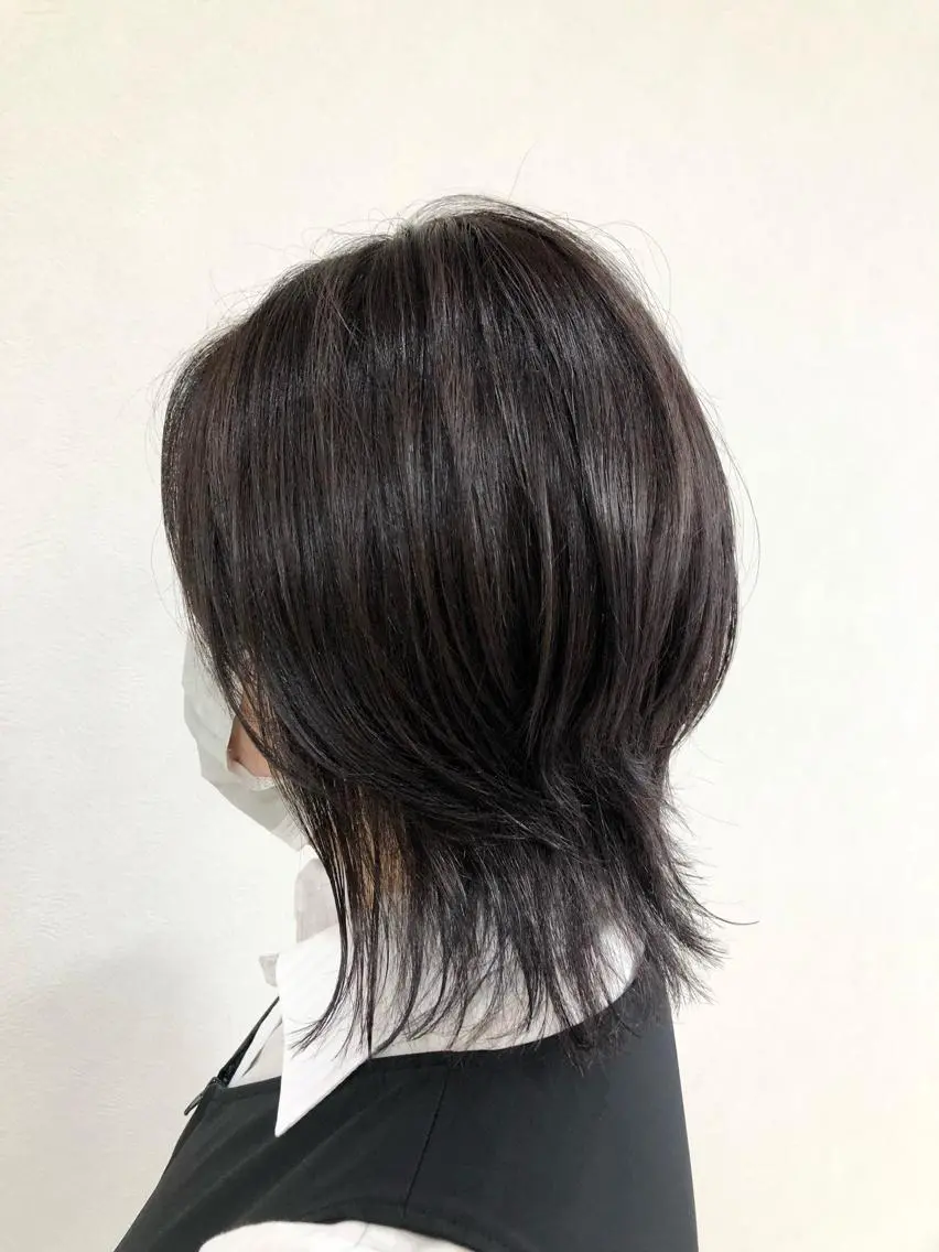 ミディアム レイヤーカット ウルフカット ウルフレイヤー ショート/白髪ぼかし 君和田若菜のヘアスタイル