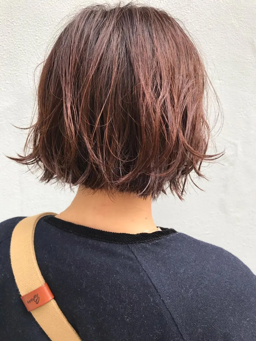 ミディアム カット ヘアカラー 縮毛矯正 トリートメント ayane⭐️ボブ・ ショート・パーマのヘアスタイル