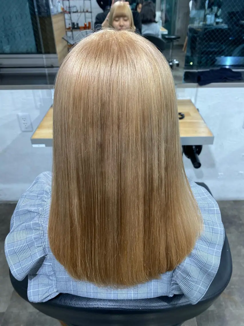 ミディアム カラー パーマ ヘアアレンジ メンズ キッズ ネイル マツエク・マツパ メンズブリーチ メンズハイトーン ベージュカラー ブリーチ ハイトーンカラー 当日予約⭕️ JUNYAのヘアスタイル