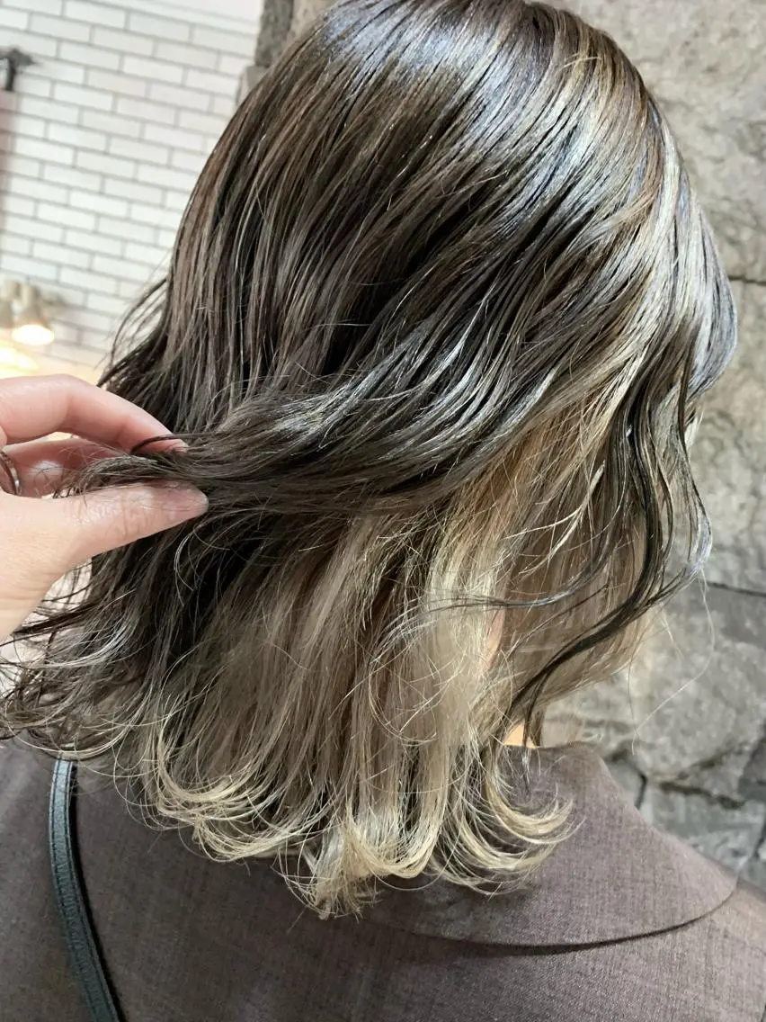 ミディアム カラー 蓮見友里 PiSTA／portのヘアスタイル