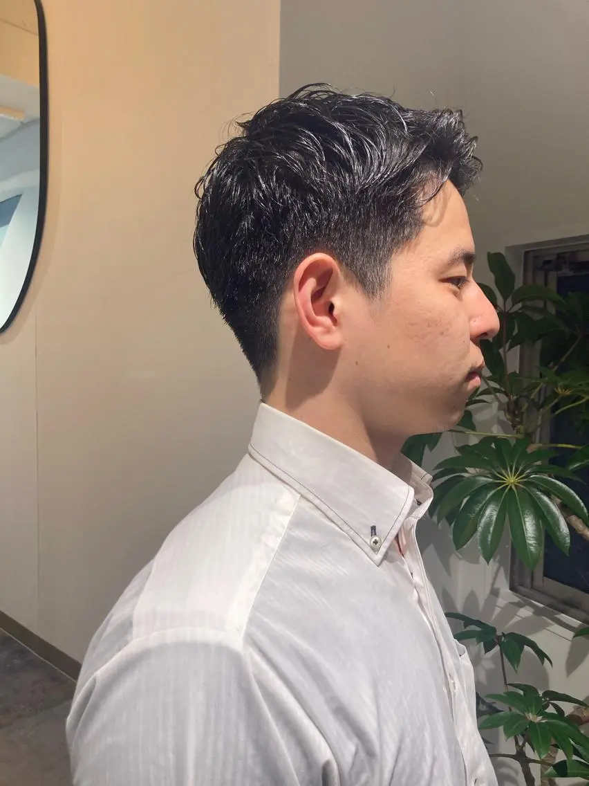 メンズ メンズパーマ 刈り上げ 佐伯 和佳のヘアスタイル