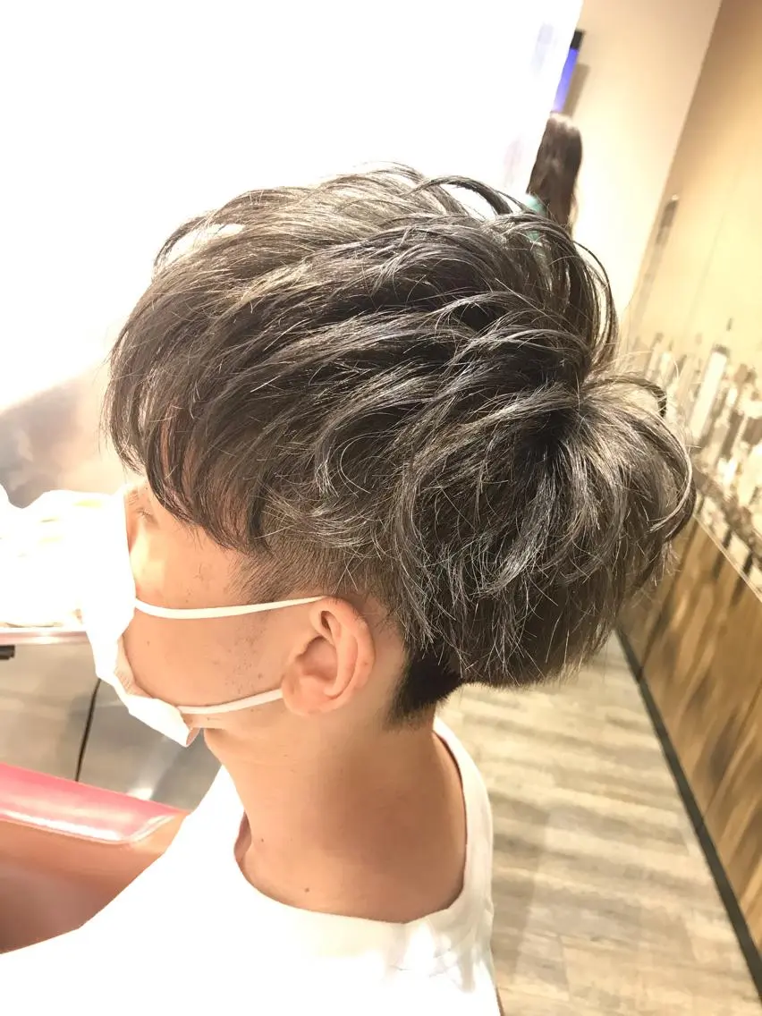 ショート カラー メンズ グレージュ カーキグレージュ 限定クーポン 💕大量更新ブリーチのヘアスタイル