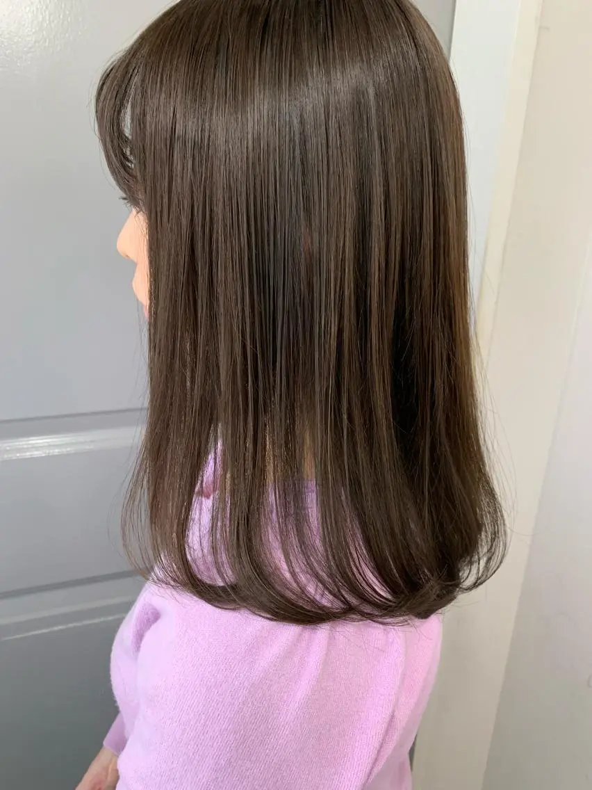 カラー ブルーカラー ブルージュ グレージュ ミルクティーグレージュ 古賀 侑磨のヘアスタイル