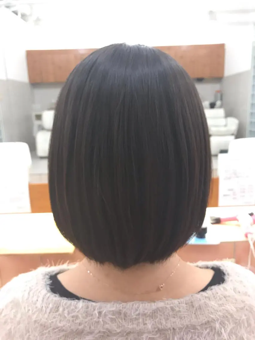 ショート カラー レイヤーカット・ 縮毛矯正 星野のヘアスタイル