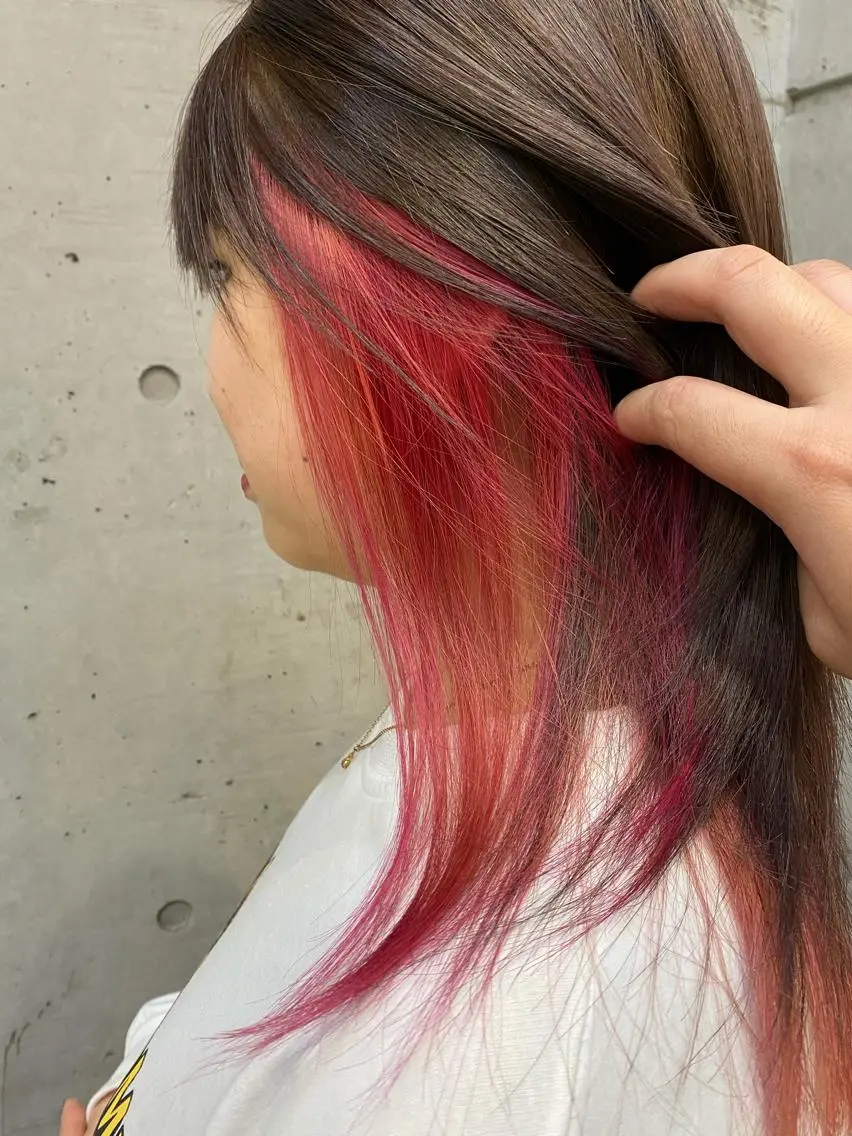 セミロング カラー ピンクカラー ヘアカラー トリートメント 大栗 佑也  髪質改善のヘアスタイル