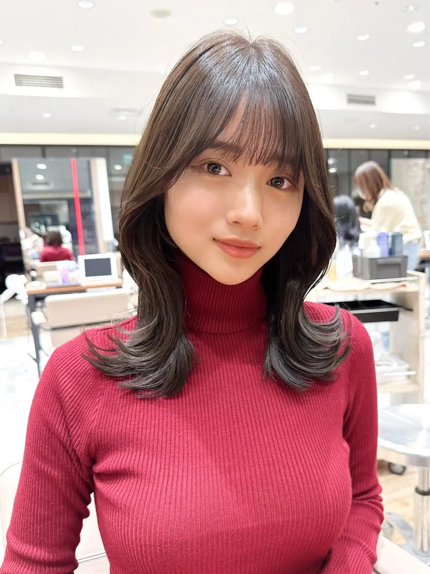 セミロング カラー ベージュカラー ブラウンカラー ブラウンベージュ くびれヘア 顔まわりレイヤー 顔周り/くびれヘア 韓国ヘア💕風間るなのヘアスタイル