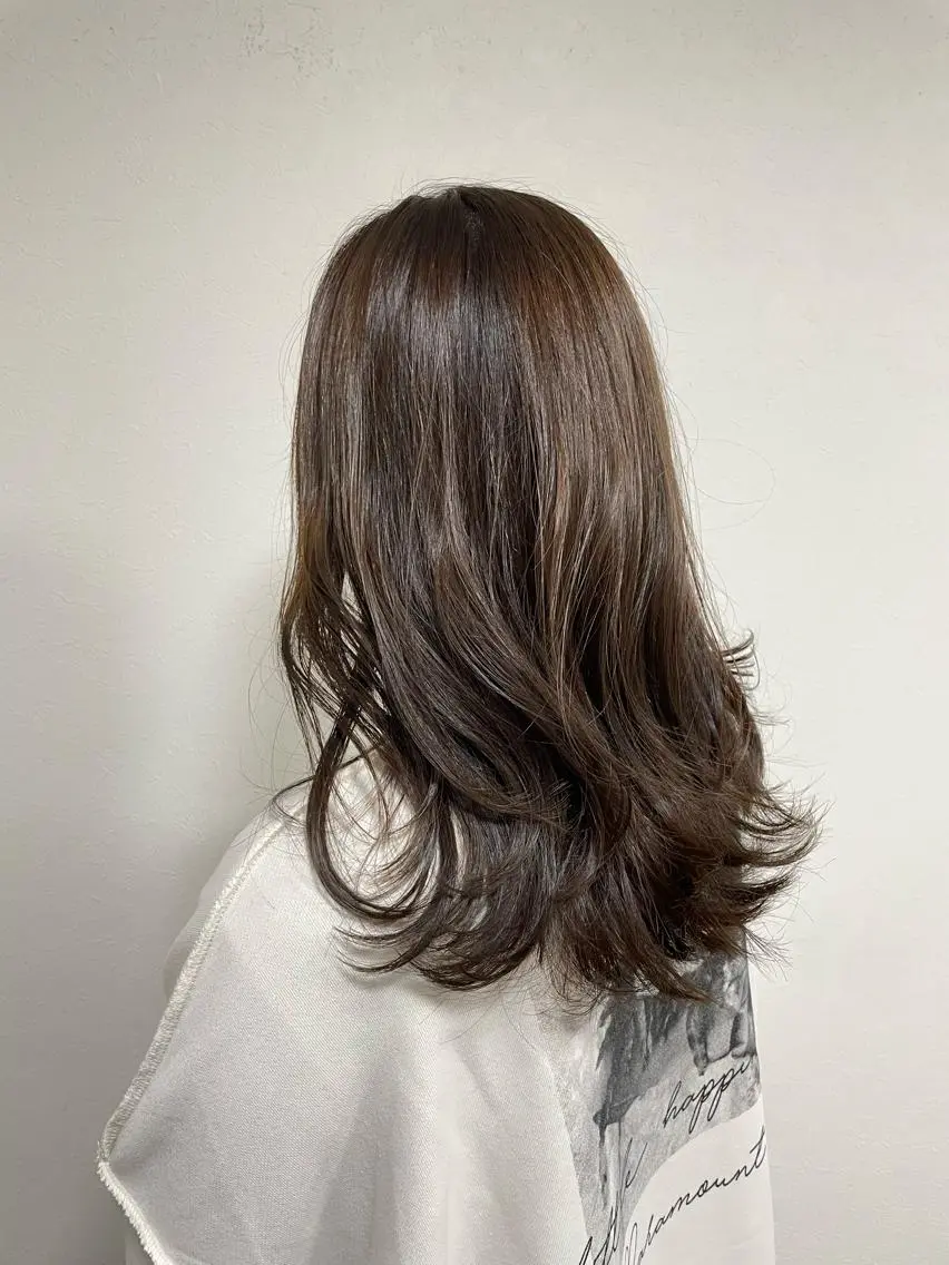 ミディアム 艶髪カラー& トリートメント　松村のヘアスタイル