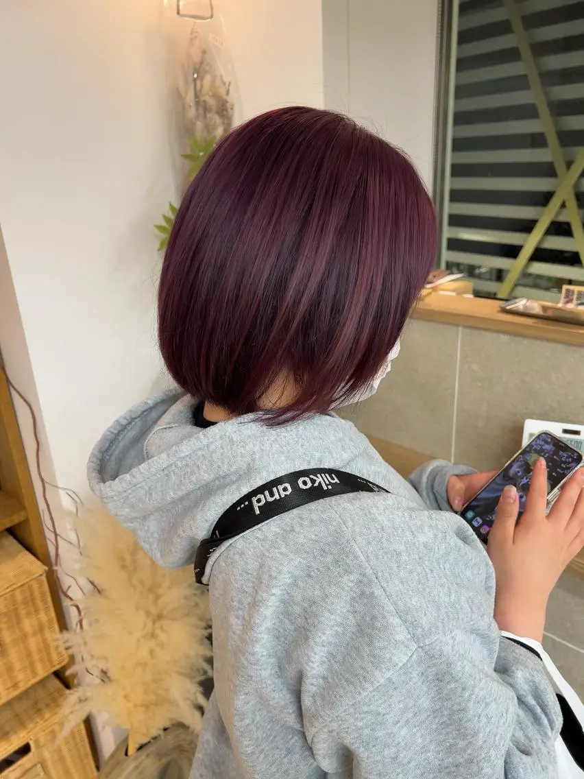 ミディアム カラー ブリーチ カシス ハイトーンカラー ピンクカラー ✨️今だけ無料✨️ 鶴田みなみのヘアスタイル