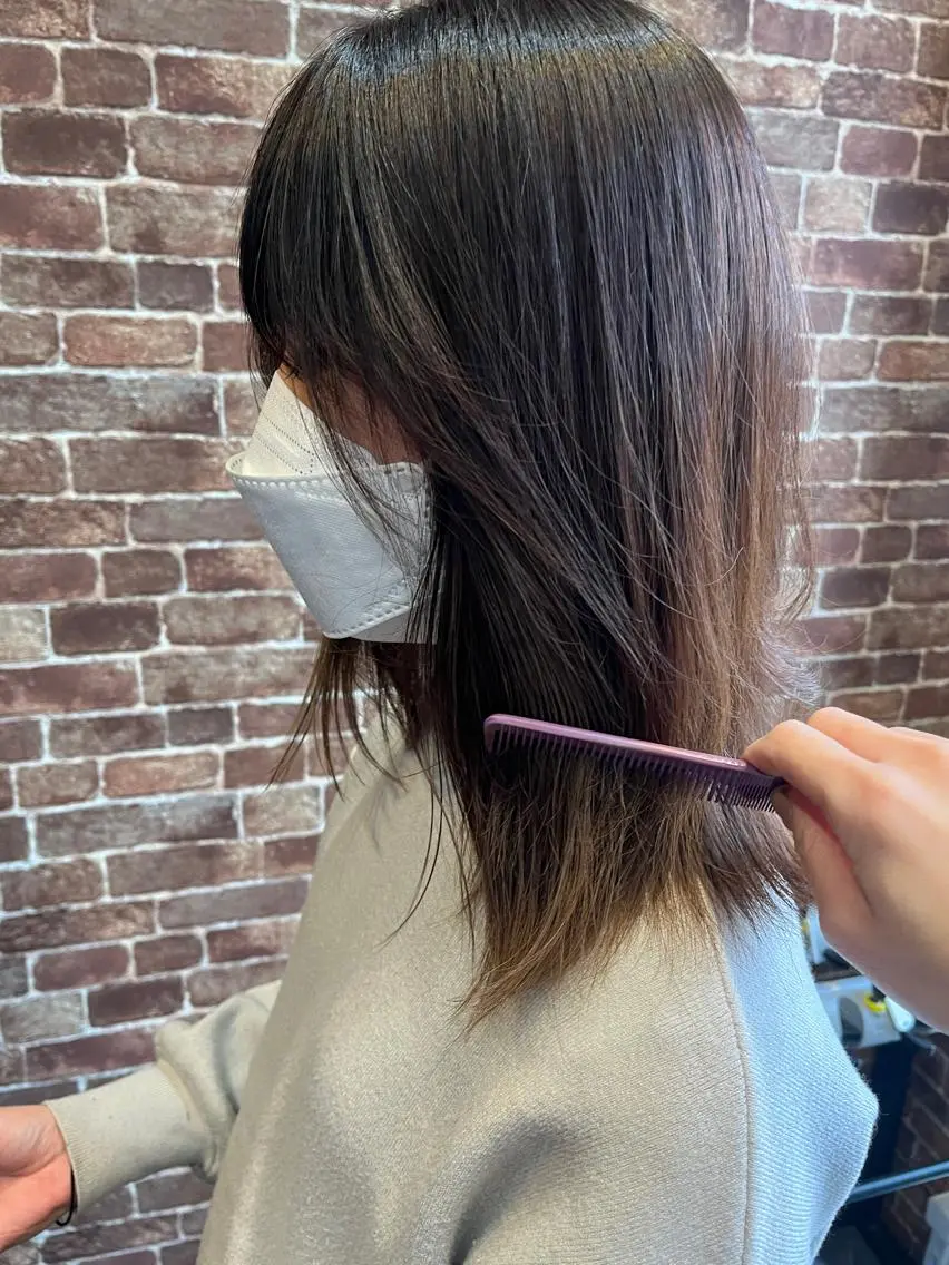 ミディアム カラー パーマ ヘアアレンジ メンズ キッズ ネイル マツエク・マツパ アイブロウ メンズブリーチ メンズハイライト メンズインナーカラー メンズ韓国風 ブリーチ 久木原 ゆりのヘアスタイル