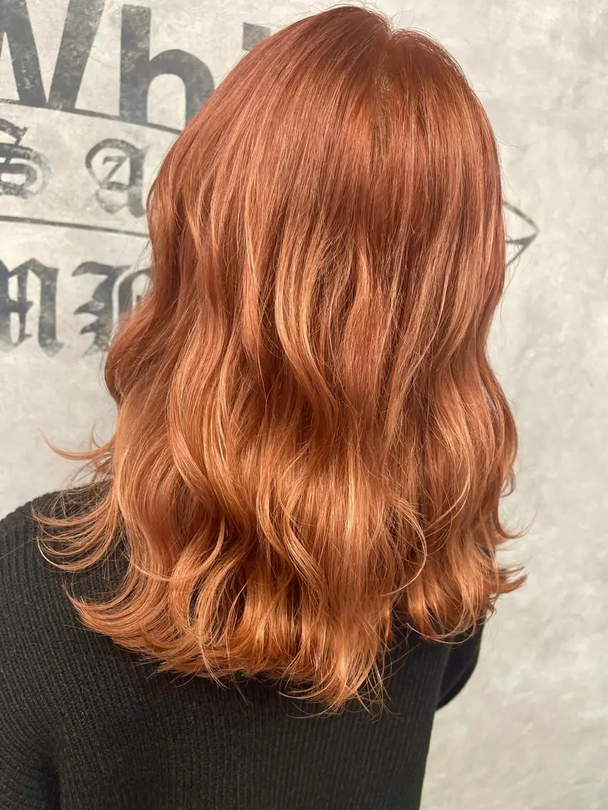 ロング カラー イルミナカラー 韓国風カラー オレンジ 韓国風ヘア カット ヘアカラー トリートメント 福西 洋斗のヘアスタイル