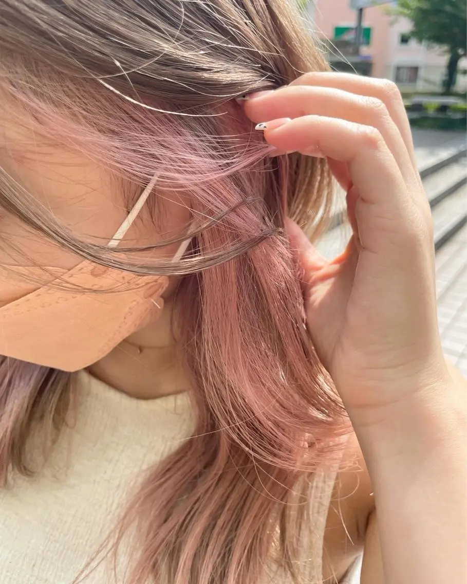 ロング カラー 透明感カラー ピンクカラー シアーピンク 🩵アンブレラカラー 髪質改善 丸尾】のヘアスタイル