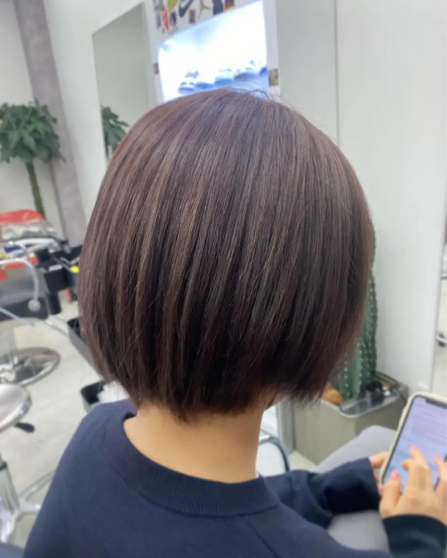 カラー MEMENTO YUZUのヘアスタイル
