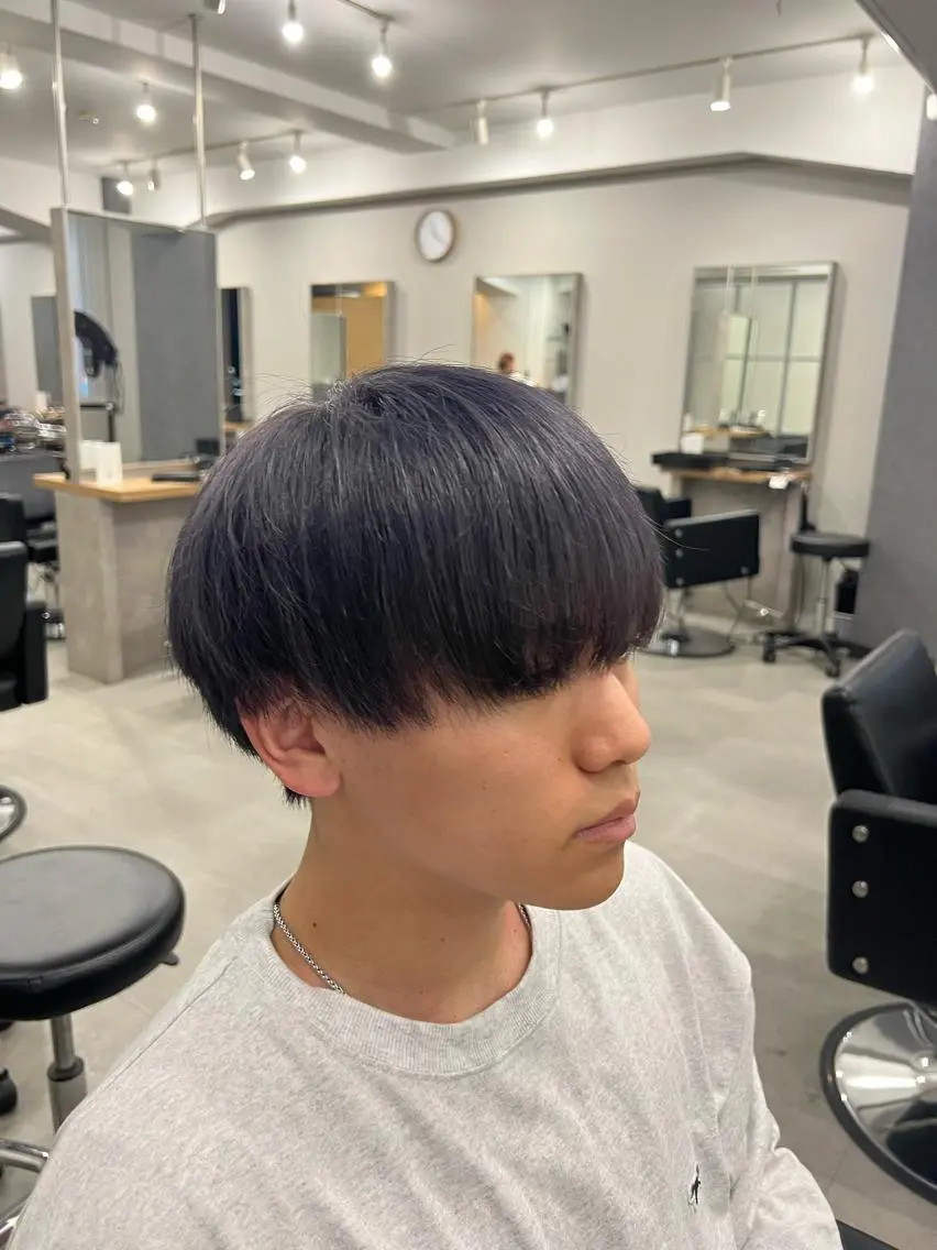 ショート カラー メンズ 井上 虎汰郎のヘアスタイル