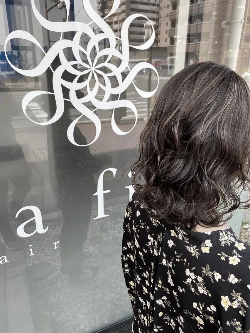 ミディアム カラー ヘアアレンジ Belle hair Design青野大貴のヘアスタイル