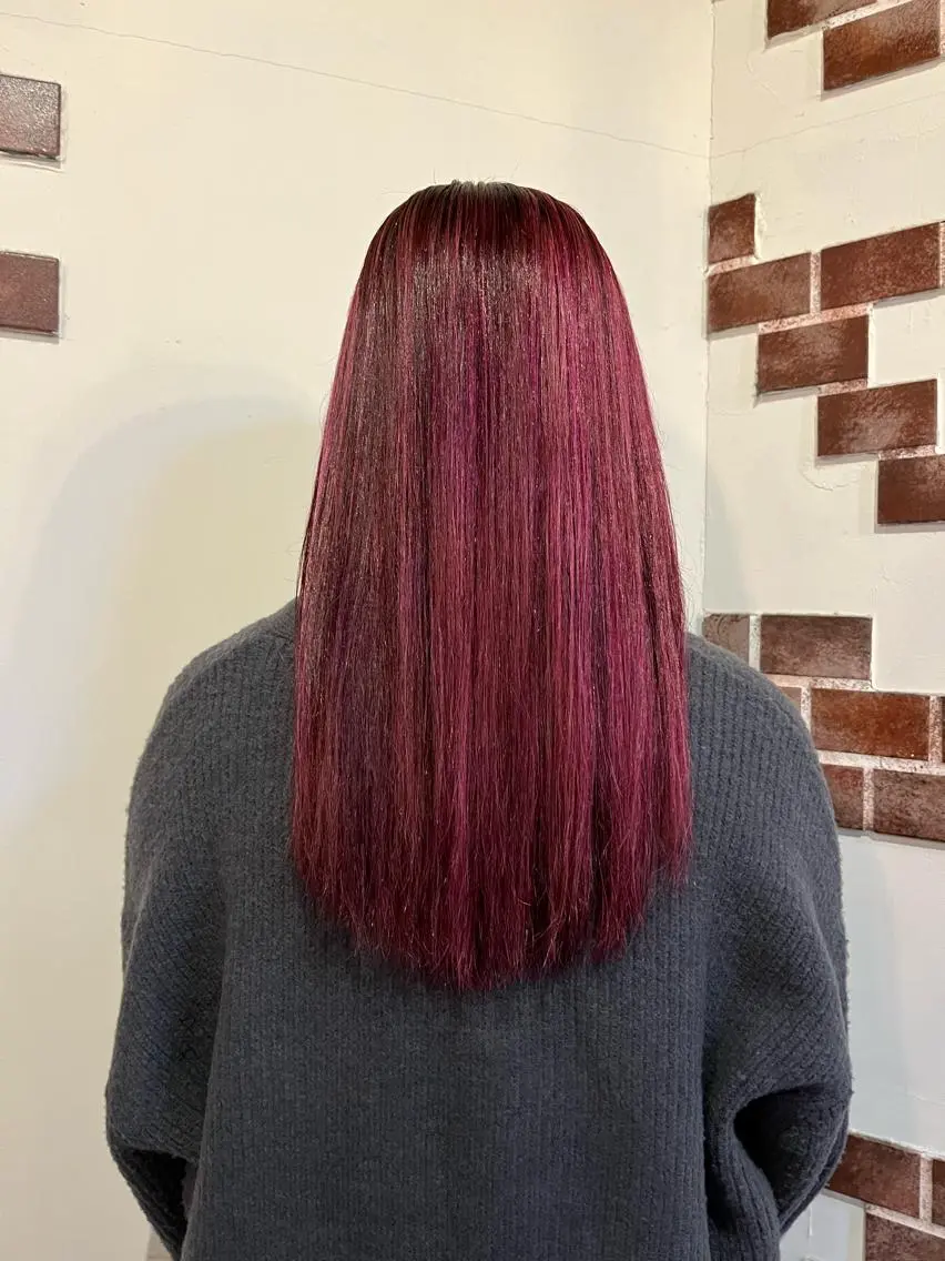 カラー ハイライトカラー ピンクカラー 松下 詩恵里のヘアスタイル